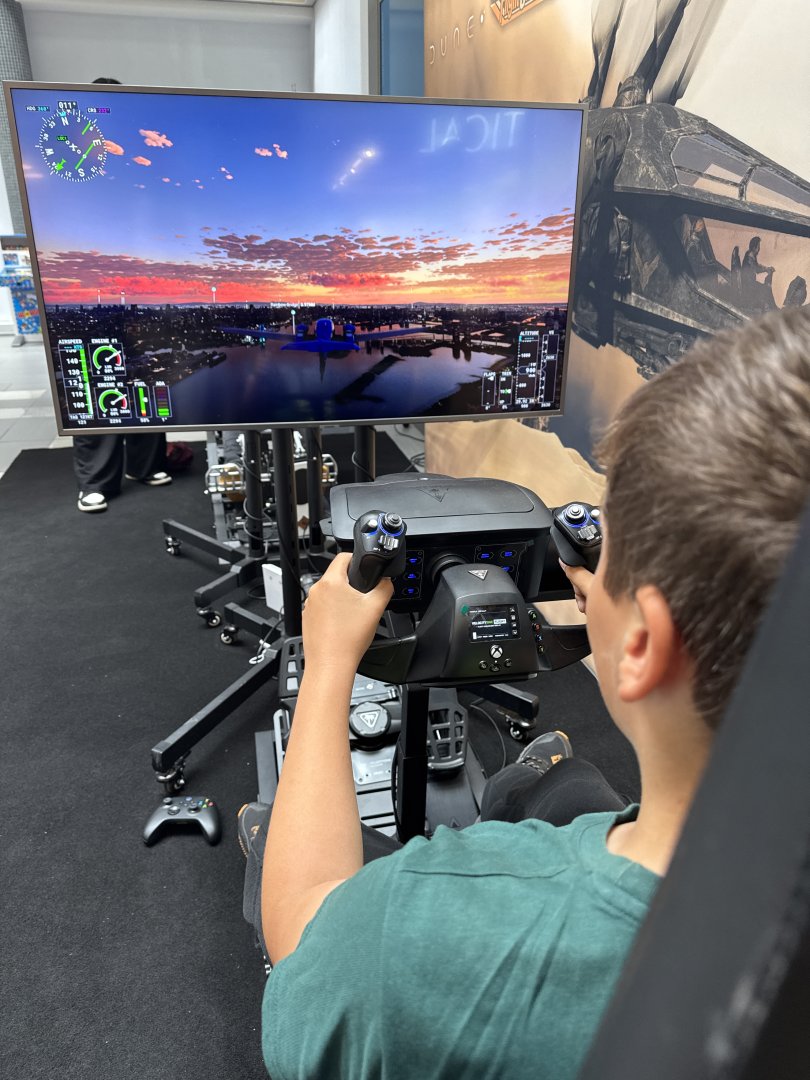 FLIGHT EVENT ROADSHOW