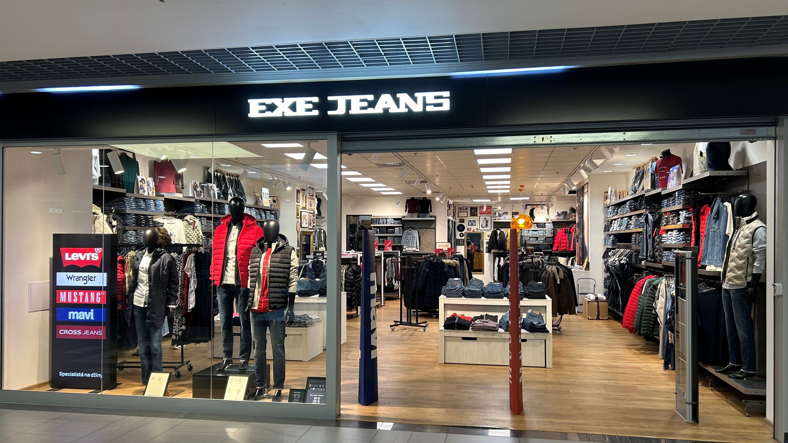 EXE JEANS